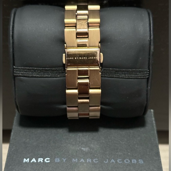 Marc By Marc Jacobs Rose Gold Stainless Steel Watch - Picture 5 of 9